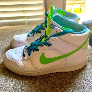 Nike Zoom HighTops White and Neon Green!